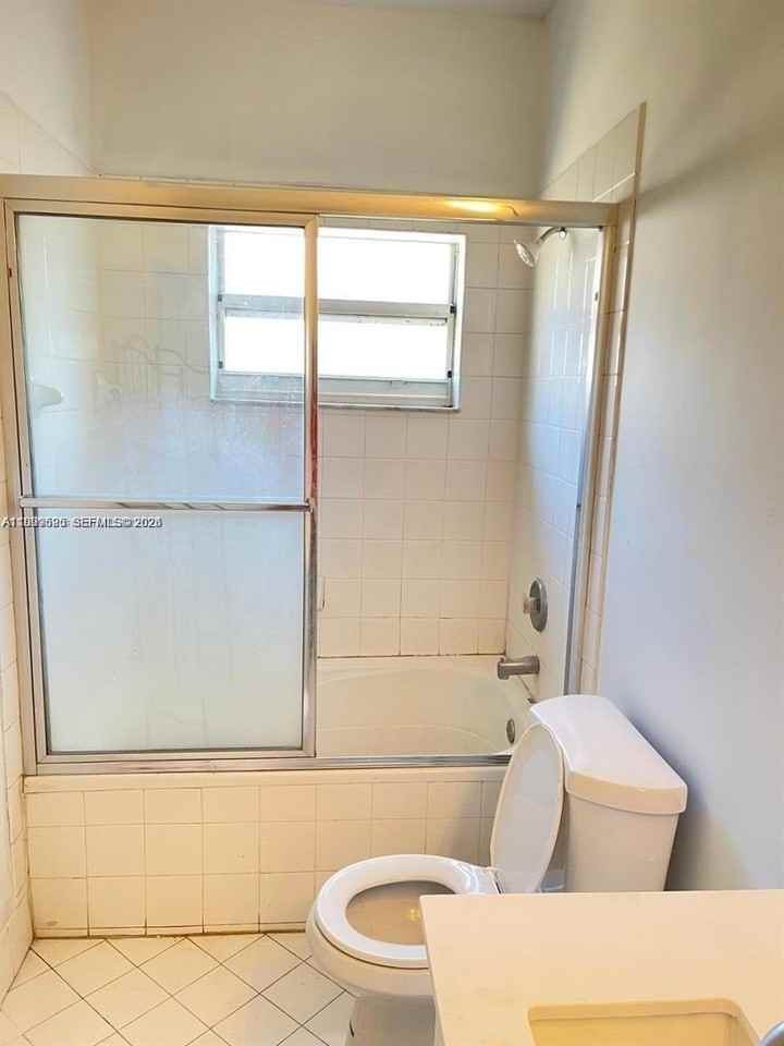 8784 Sw 213th Ln - Photo 3 of 14