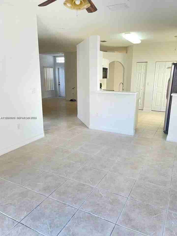 8784 Sw 213th Ln - Photo 6 of 14