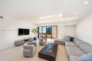 201 Crandon Blvd #923 - Photo 1 of 1