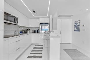 6301 Collins Ave #2103 - Photo 1 of 1