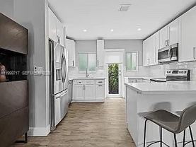 808 Ne 17th Way #2 - Photo 1 of 1