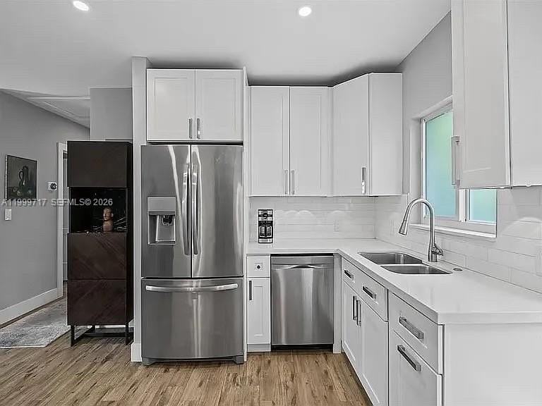 808 Ne 17th Way #2 - Photo 4 of 21