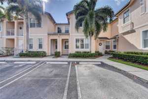 featured image of 2884 Se 2nd Dr #27