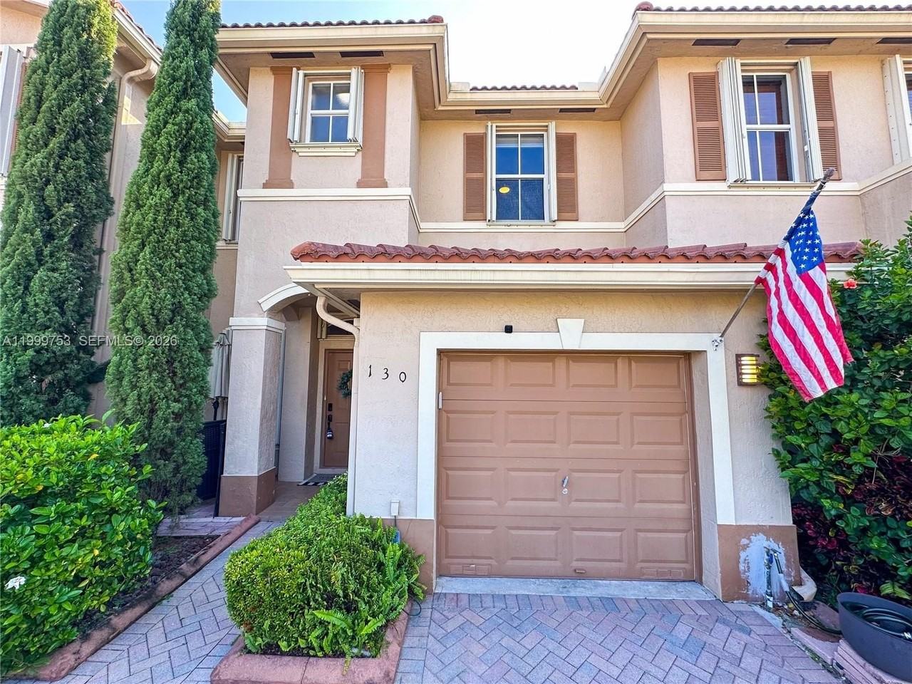 130 Riverwalk Cir #130