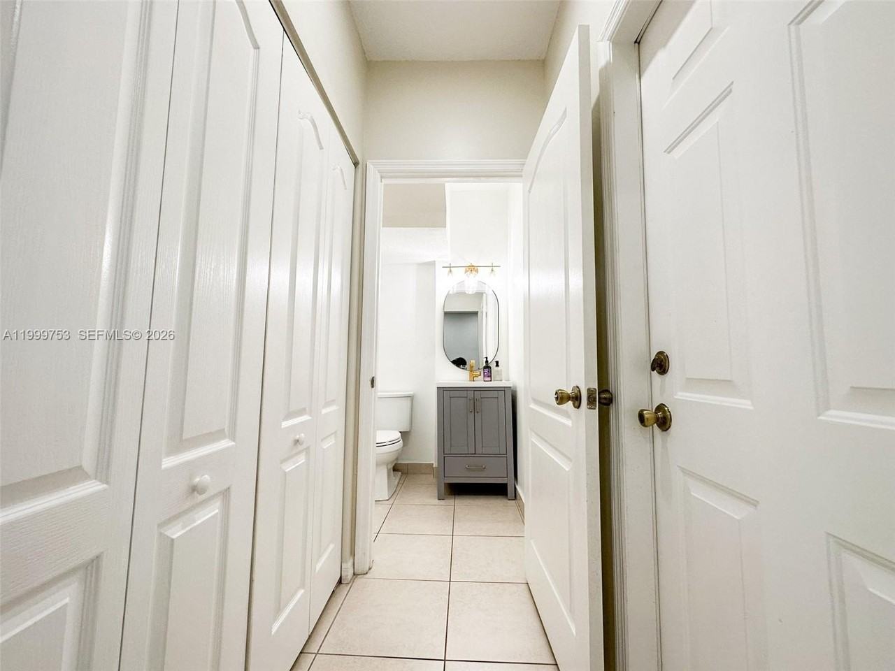 130 Riverwalk Cir #130 - Photo 7 of 24