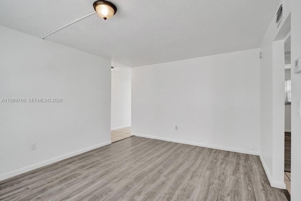 4511 Treehouse Ln #B - Photo 5 of 20