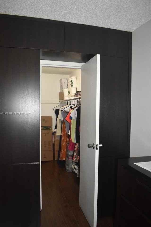 5231 Geneva Way #204 - Photo 5 of 13