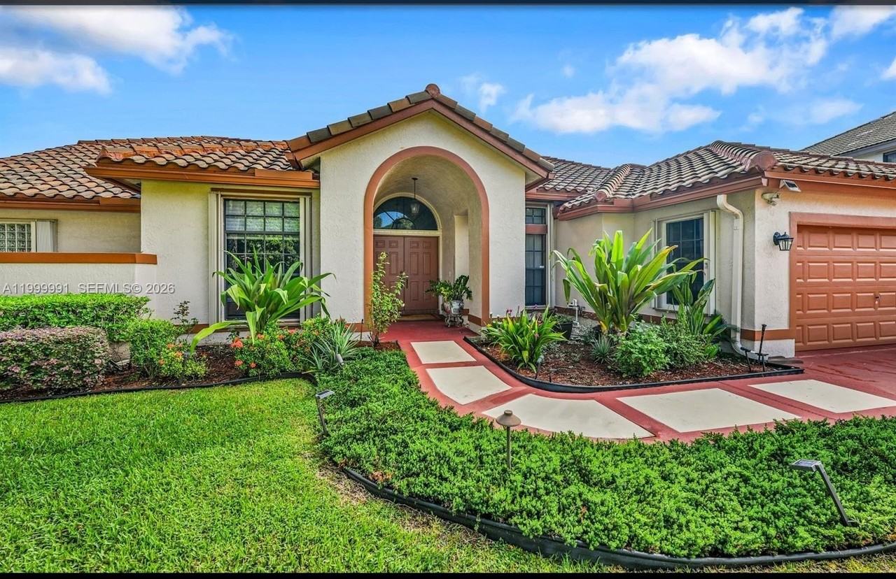 5200 Nw 67th Ave - Photo 2 of 23