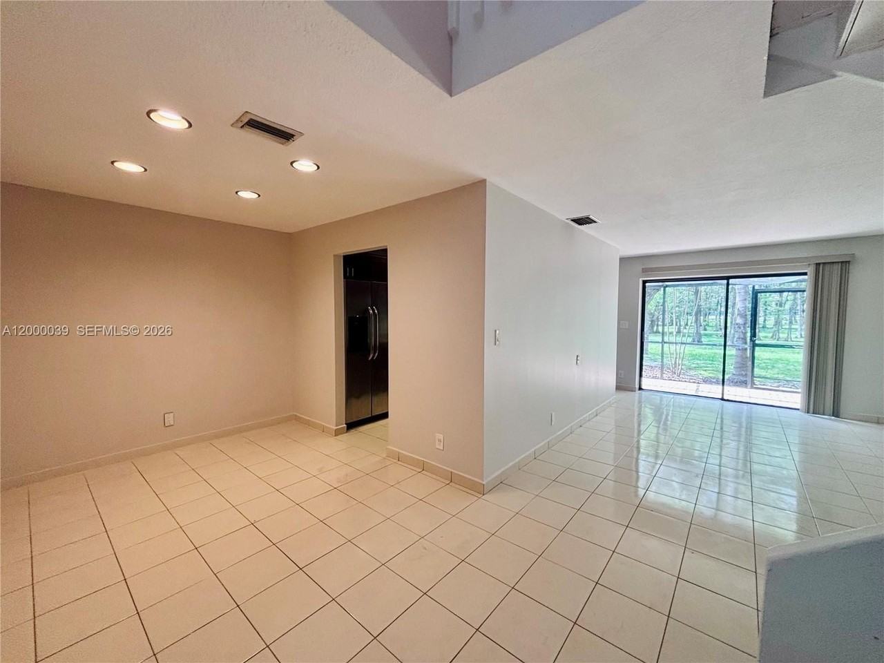 2215 Nw 45th Ave #2215 - Photo 4 of 47