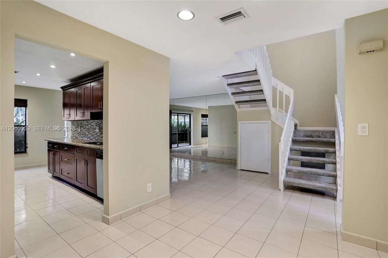 2215 Nw 45th Ave #2215 - Photo 6 of 47