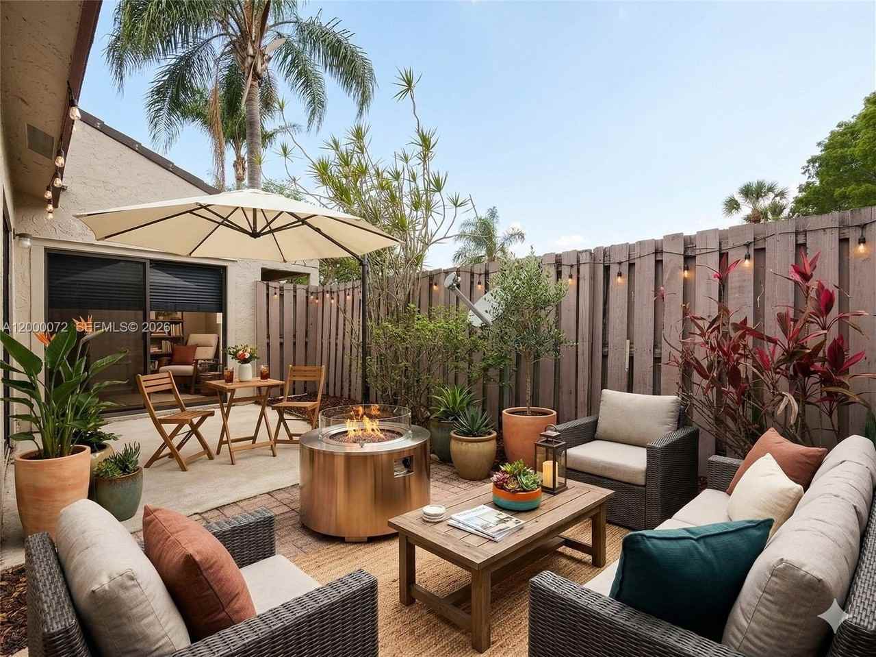 4151 Palm Bay Cir #B - Photo 2 of 15