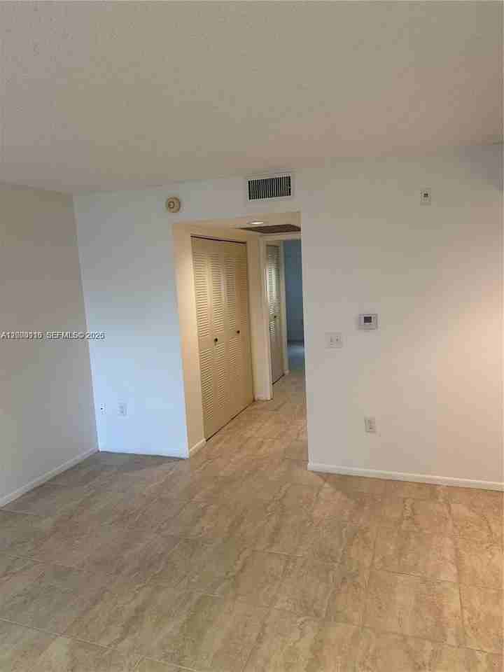 800 Sw 137th Ave #404G - Photo 4 of 10