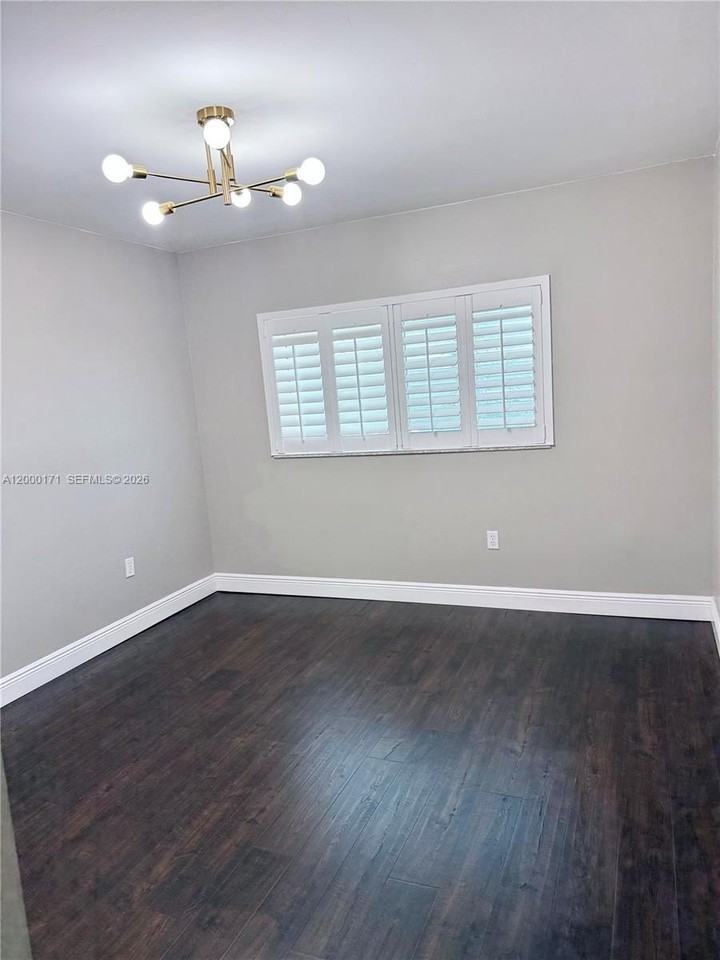 1441 Nw 122nd Ter - Photo 7 of 19