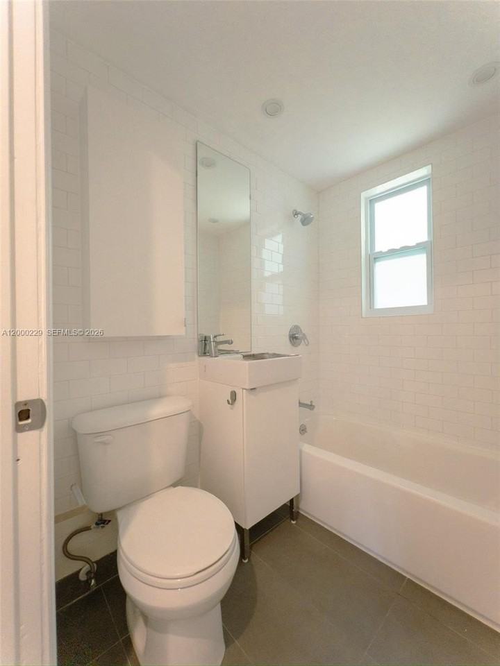 3676 Oak Ave #7 - Photo 7 of 19