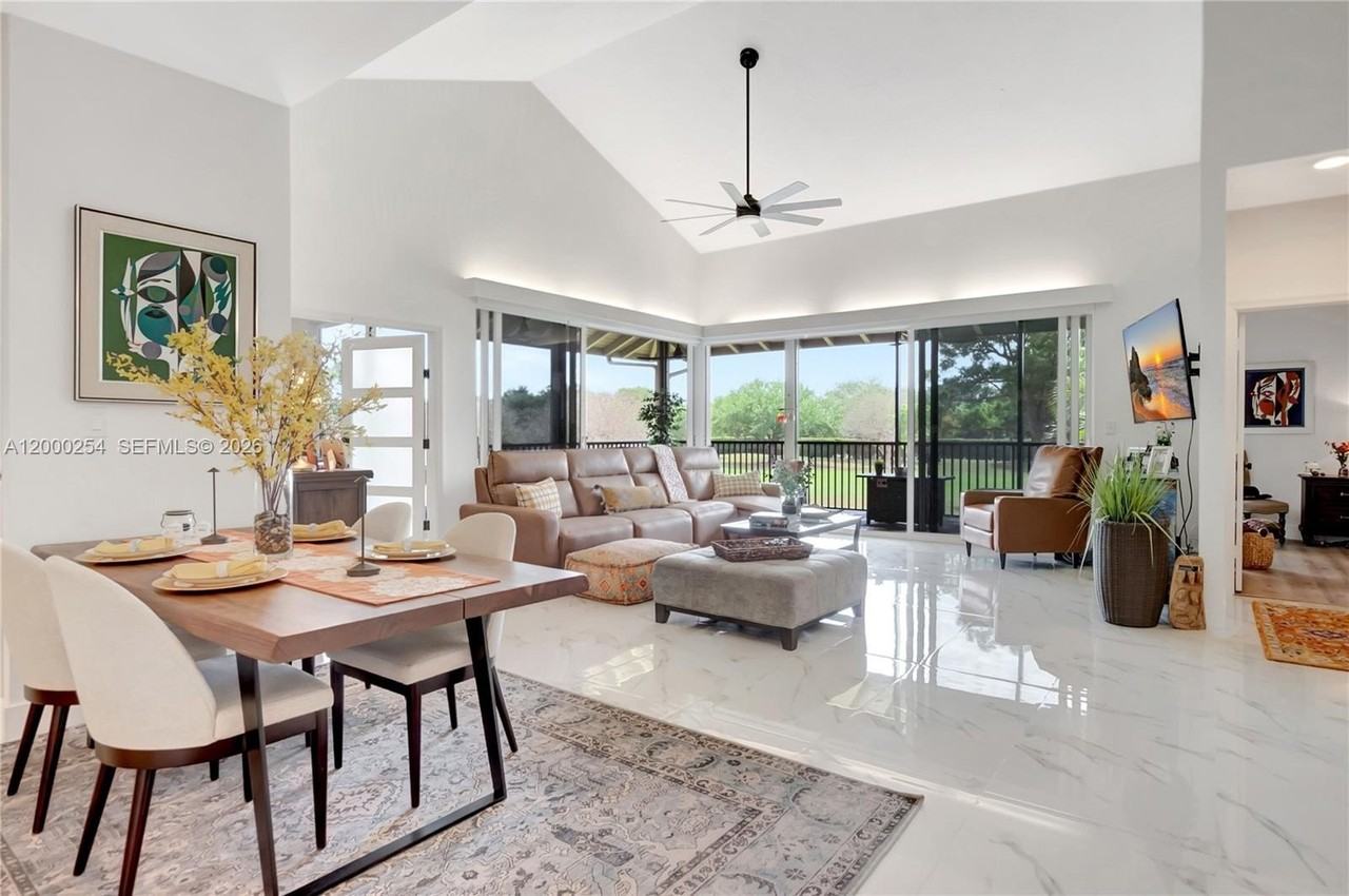 7616 Elmridge Dr #7U - Photo 7 of 32