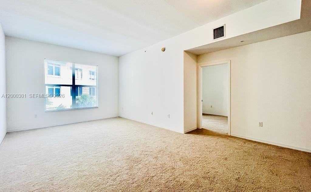 1209 Main St #315 - Photo 4 of 18