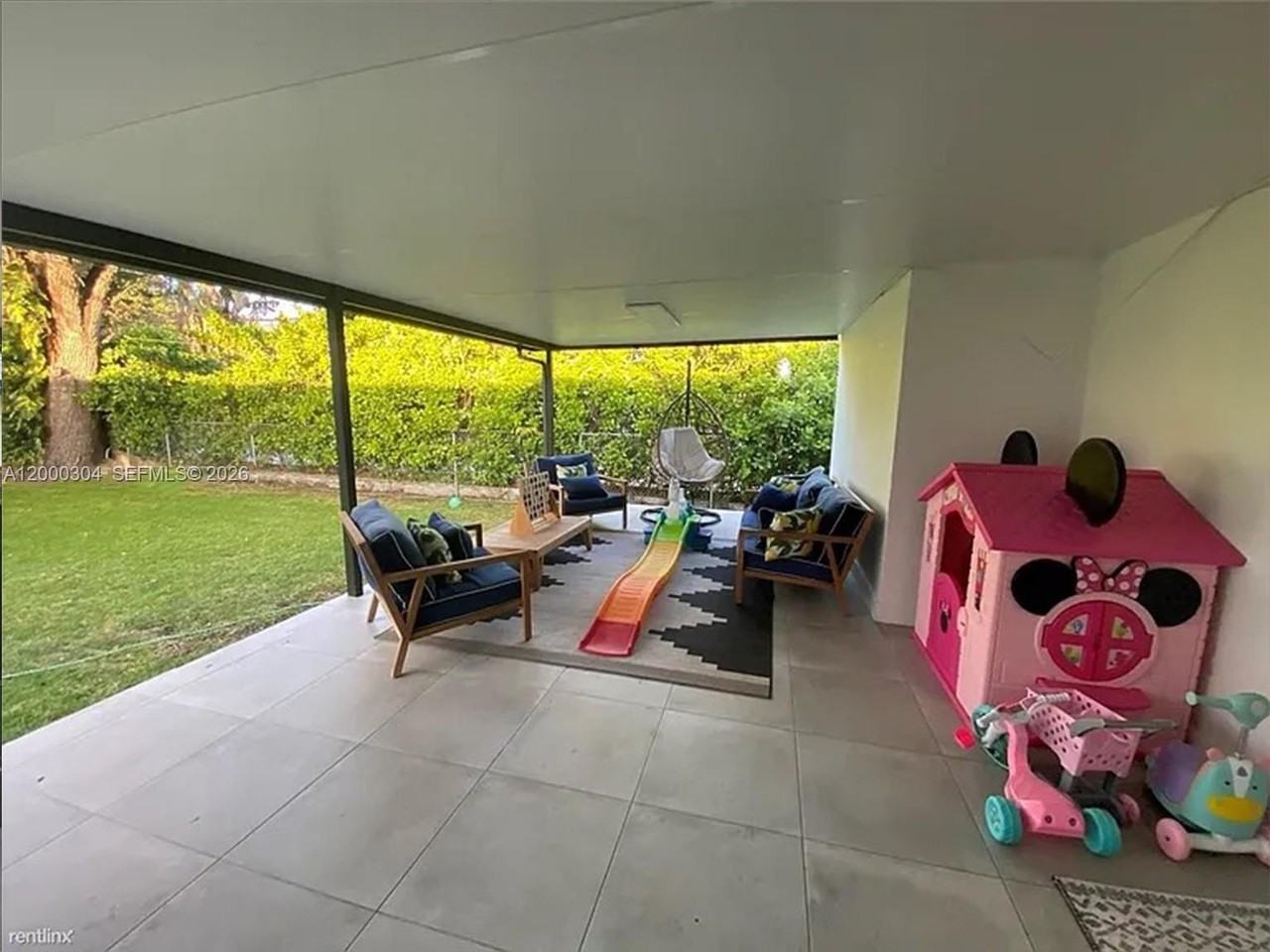 1935 Sw 24th Ter - Photo 6 of 7