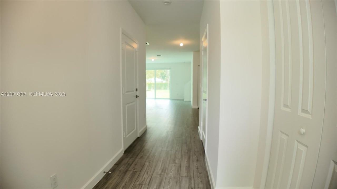 4612 Hollister Ave #4612 - Photo 6 of 36