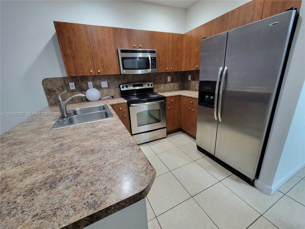 11224 Sw 230th Ter - Photo 7 of 26