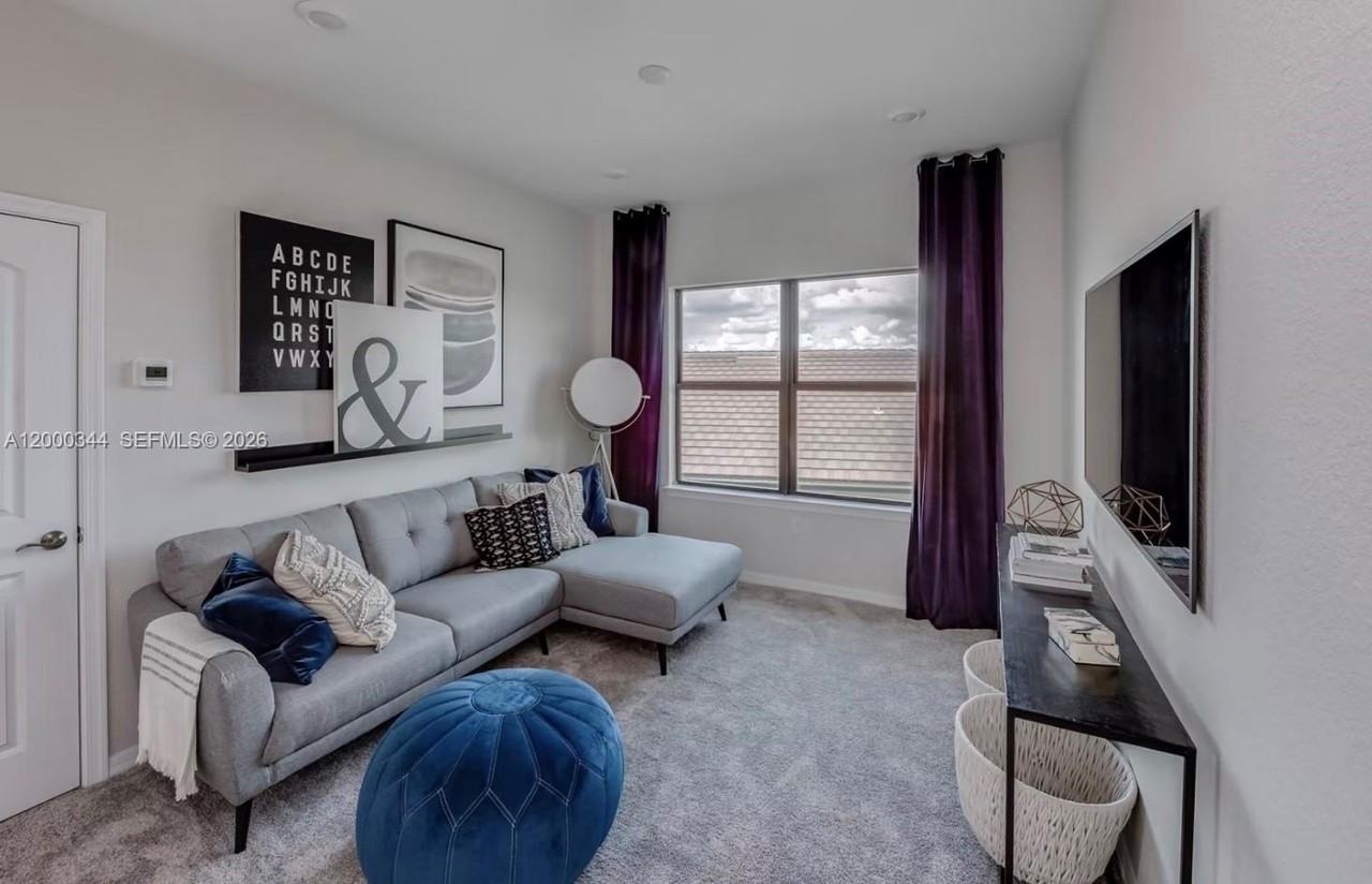 2485 Primrose Pl #ALL - Photo 7 of 15