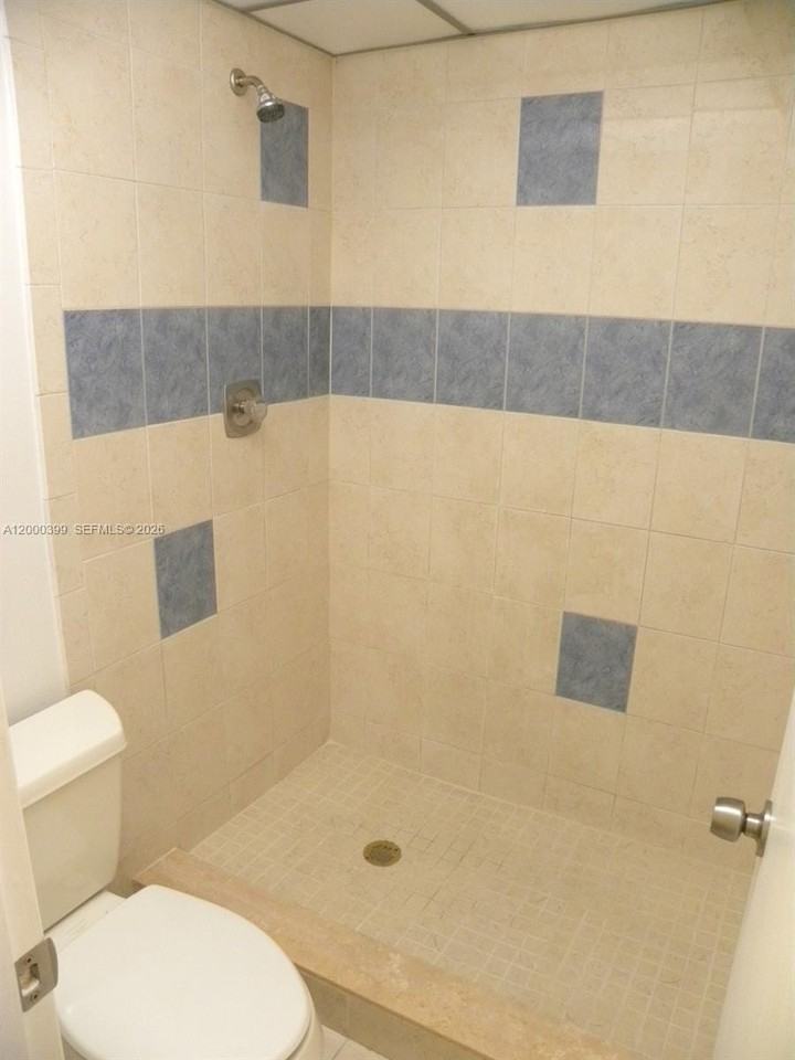 8050 W Mcnab Rd #206 - Photo 3 of 26