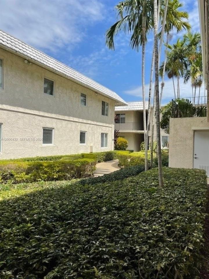 8601 Sw 68th Ct #4 - Photo 6 of 30