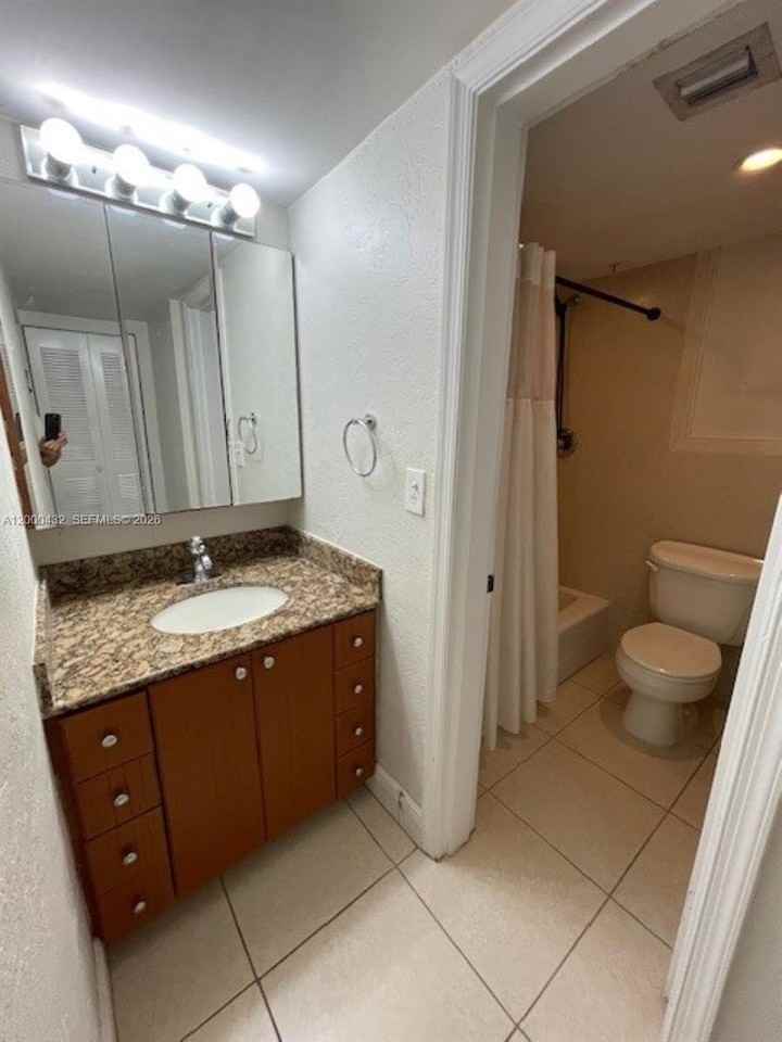 8601 Sw 68th Ct #4 - Photo 7 of 30