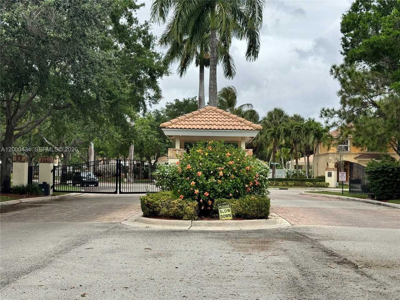 435 Rainbow Springs Ter - Photo 7 of 14