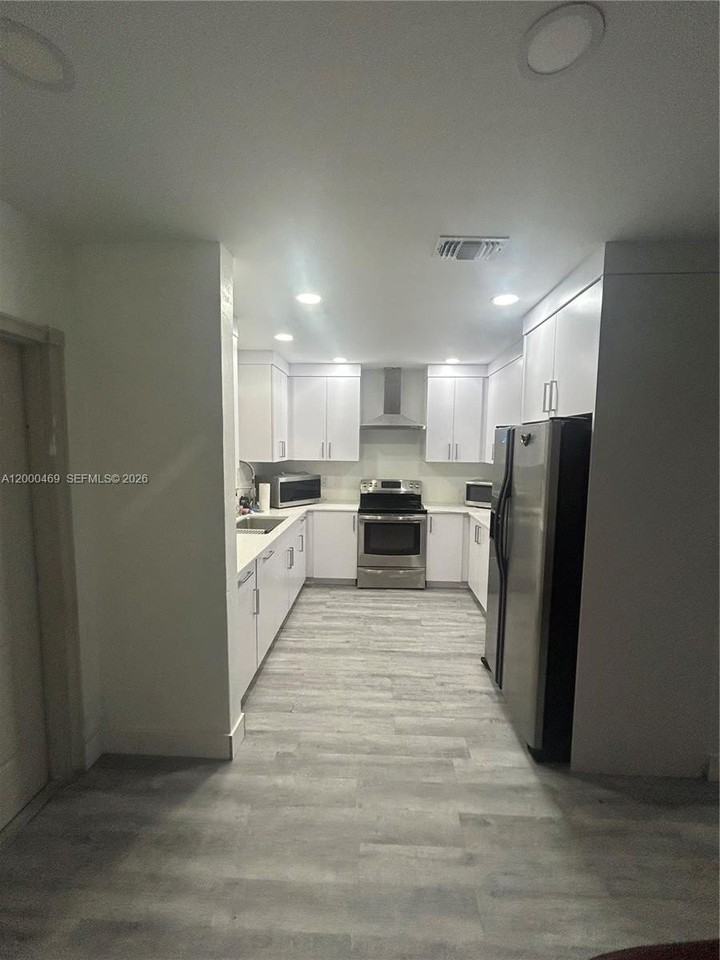 16705 Sw 298th Ter #0 - Photo 3 of 15