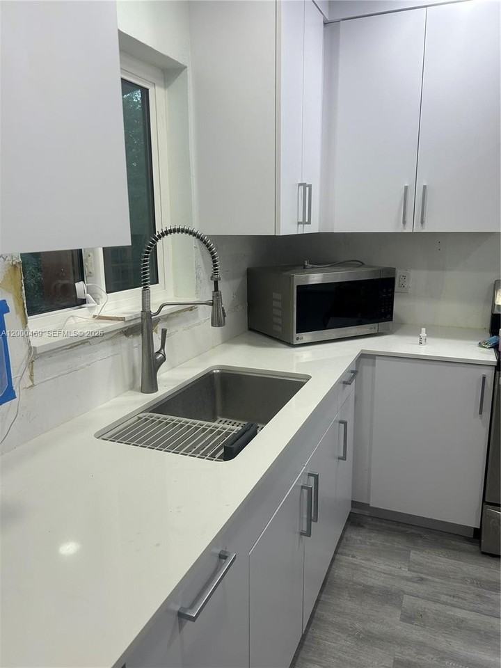 16705 Sw 298th Ter #0 - Photo 4 of 15