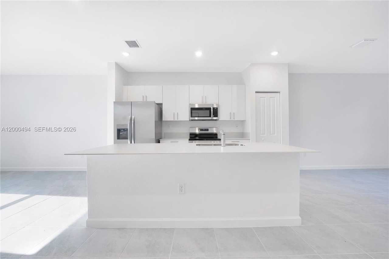 250 Se 10 Ct #0 - Photo 6 of 22