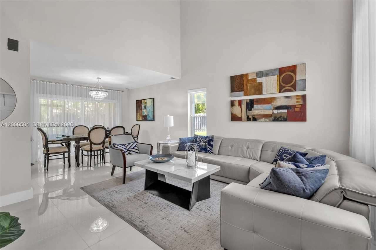 15743 Woodgate Pl #E - Photo 5 of 50