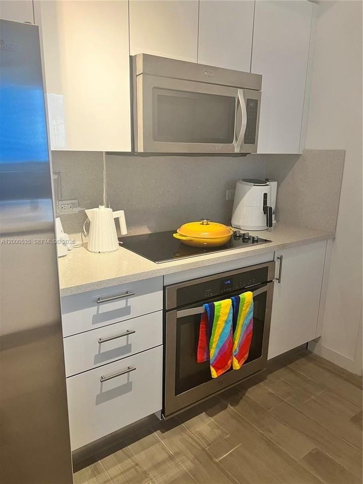 999 SW 1STREET #1515 - Photo 7 of 12