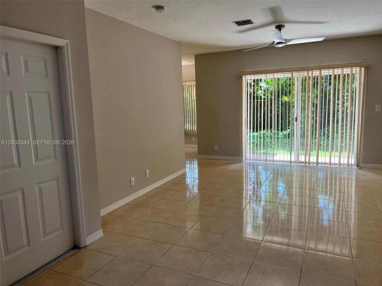 312 Talia Cir - Photo 5 of 27