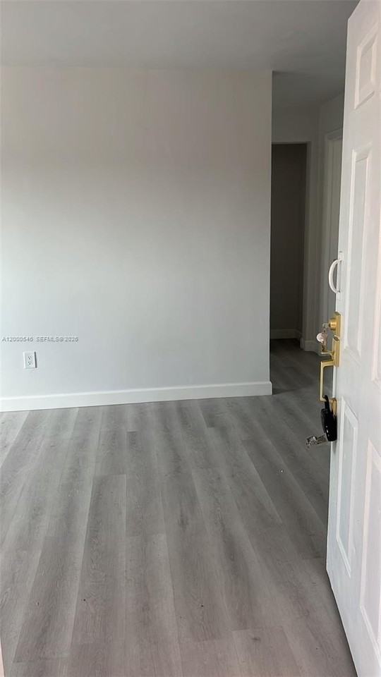 2168 Nw 34th St #2 - Photo 7 of 10