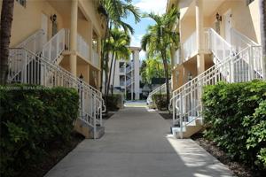 featured image of 6962 Nw 179th St #206-6