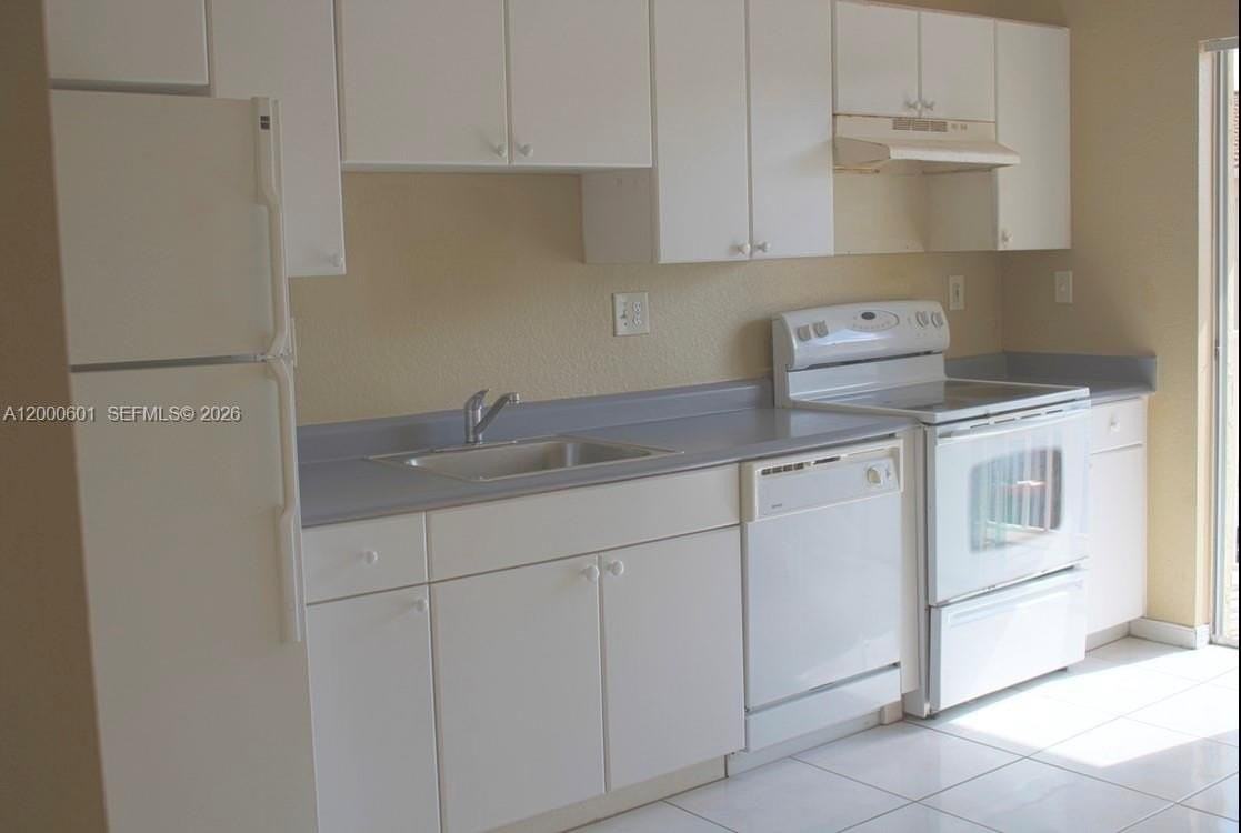 6962 Nw 179th St #206-6 - Photo 3 of 16
