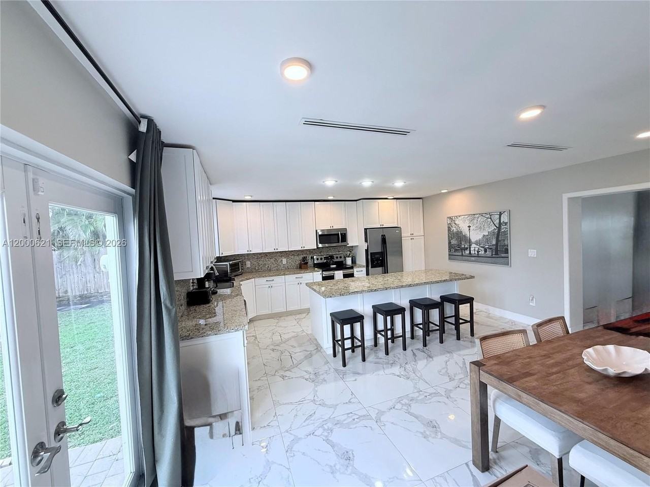 11020 Sw 42nd Ter - Photo 4 of 22