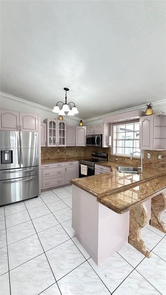 14861 Sw 173rd St - Photo 6 of 24