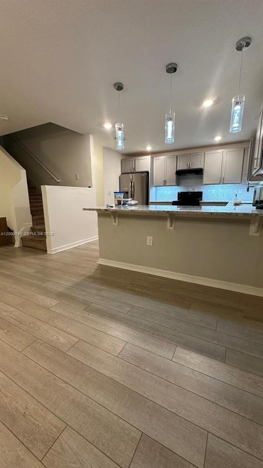 594 Preserve Pointe Blvd - Photo 5 of 24