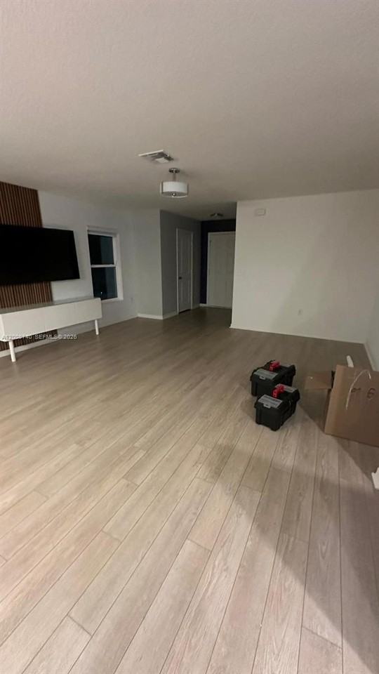 594 Preserve Pointe Blvd - Photo 6 of 24