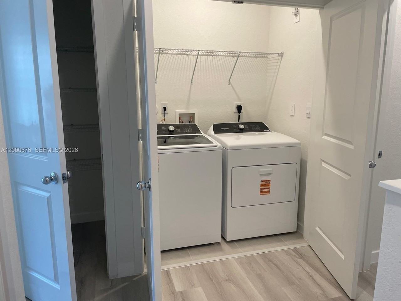 1386 Ne 3rd Ave - Photo 7 of 10