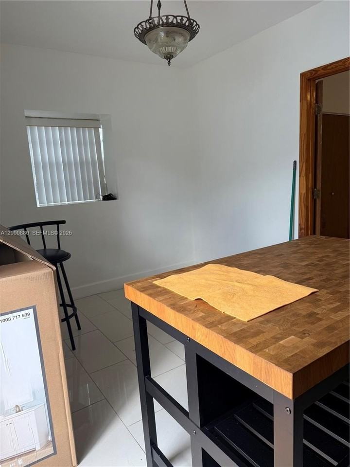 13410 Sw 81st St #2 - Photo 4 of 6