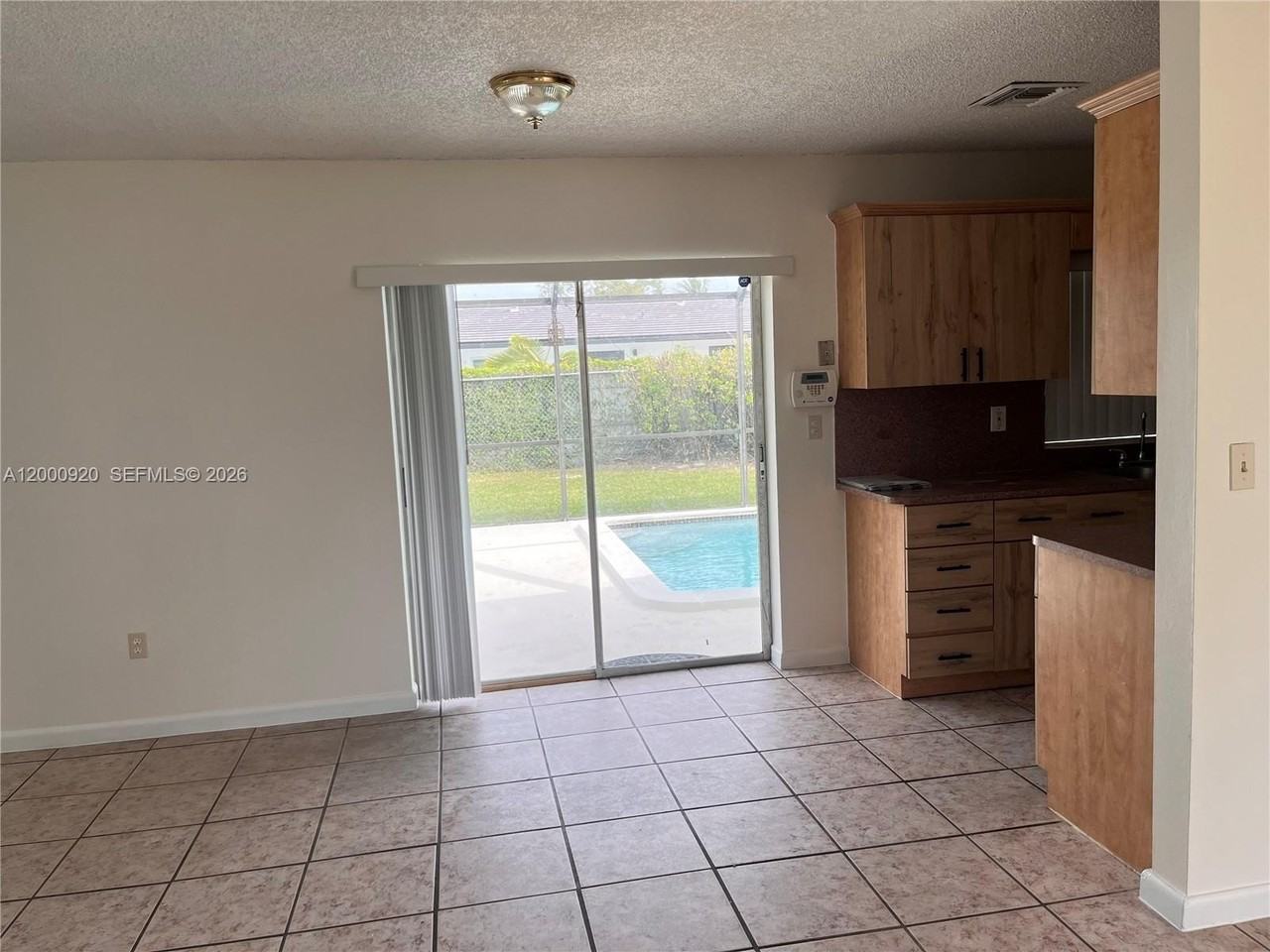 20341 Sw 117th Ave - Photo 5 of 12
