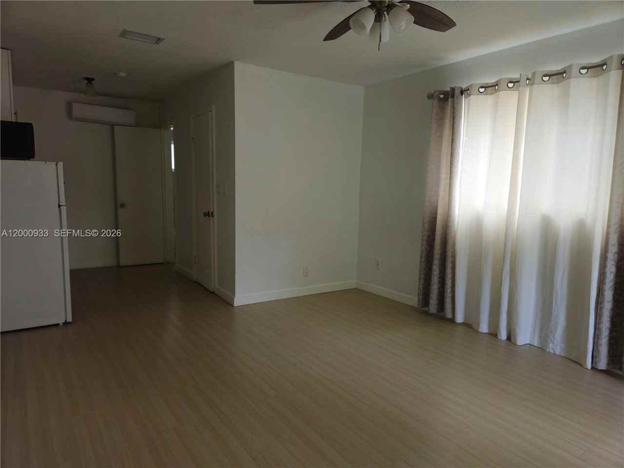 514 Sw 2nd Ave #B - Photo 2 of 5