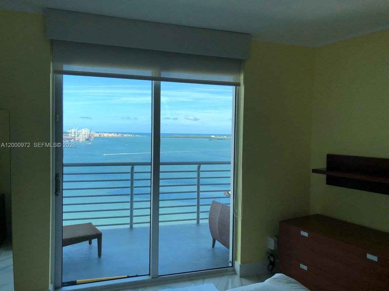 325 Biscayne Blvd #25 - Photo 4 of 50