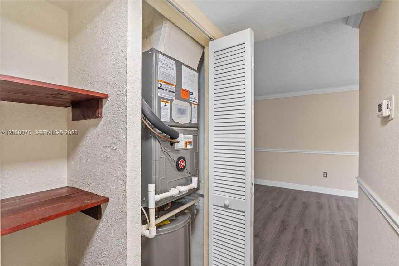 9441 Sw 76th St #V32 - Photo 5 of 28