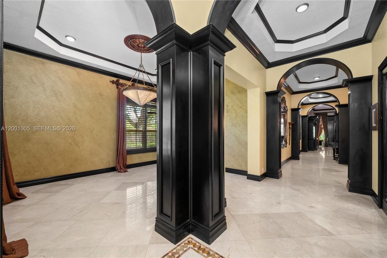 14130 Sw 33rd Ct - Photo 4 of 35