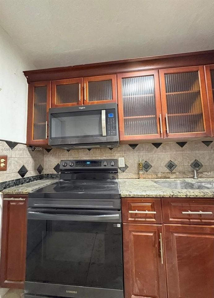 2531 Nw 88th St #2531 - Photo 3 of 9
