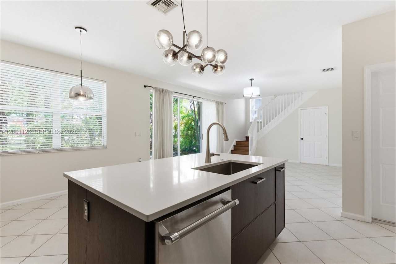 4808 Sw 157th Way #1 - Photo 6 of 40